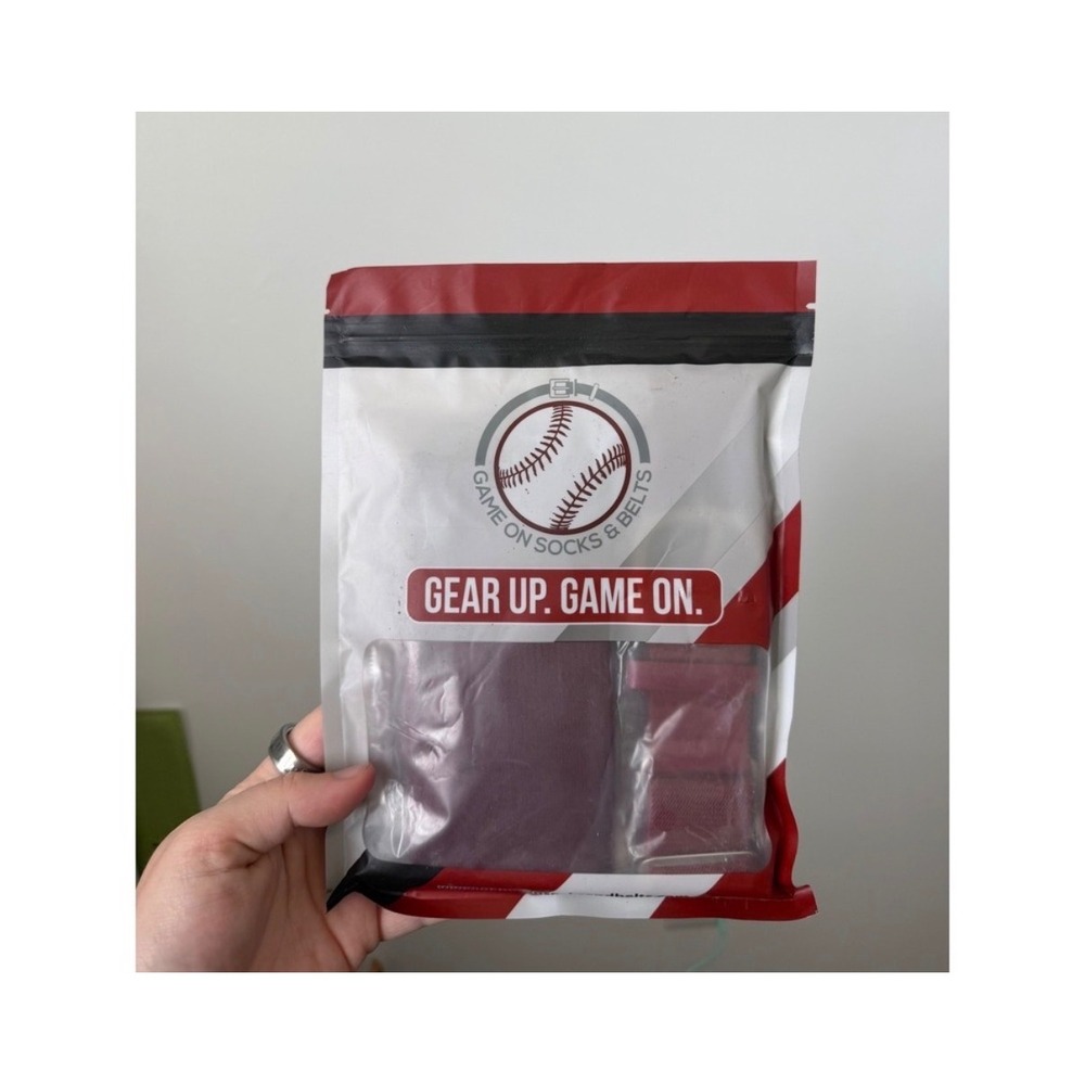 Game On Youth Baseball Socks and Belt Set – Maroon – Size Small – New
